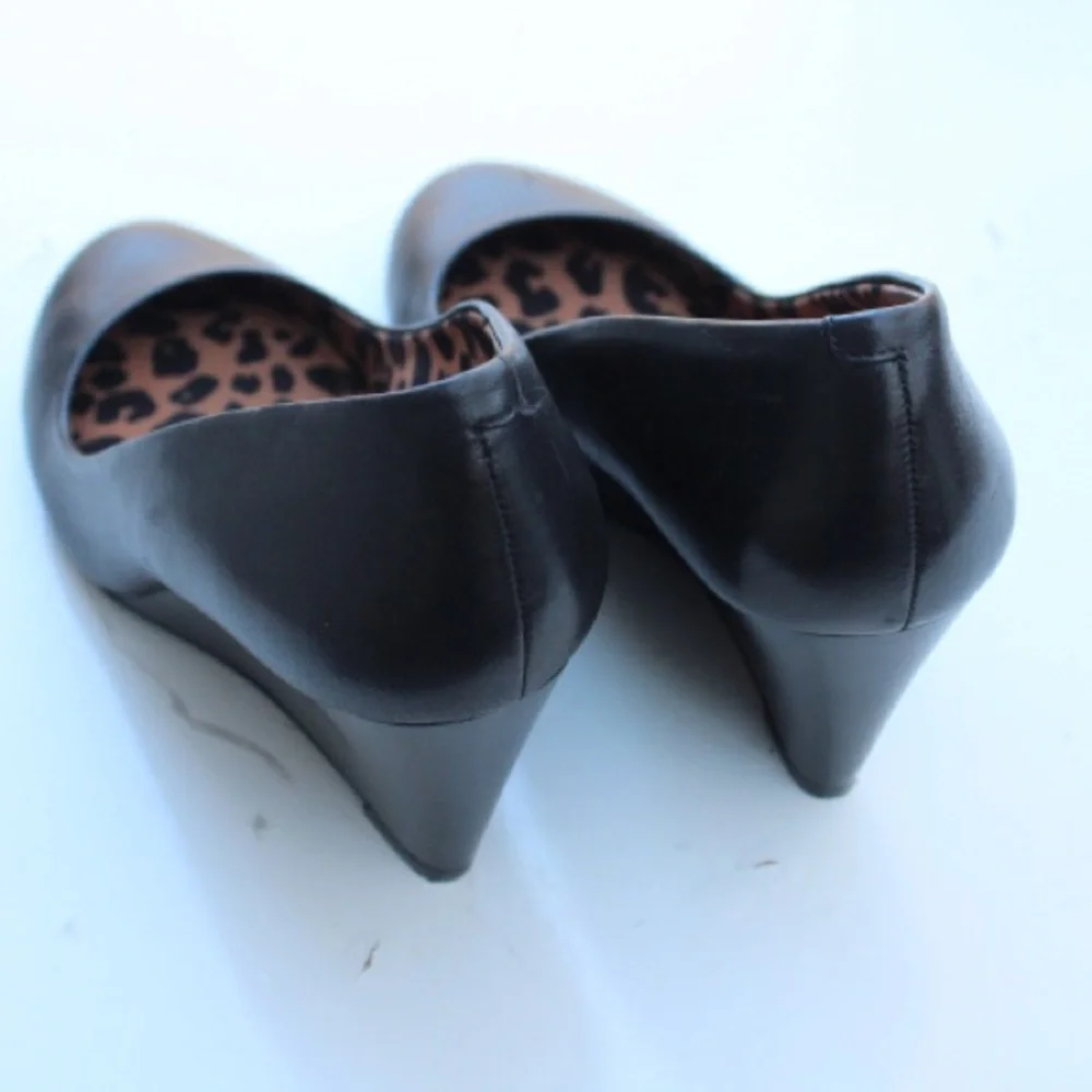Jessica Simpson wedges